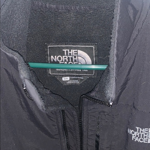 Women’s north face Denali 2 - Picture 2 of 5